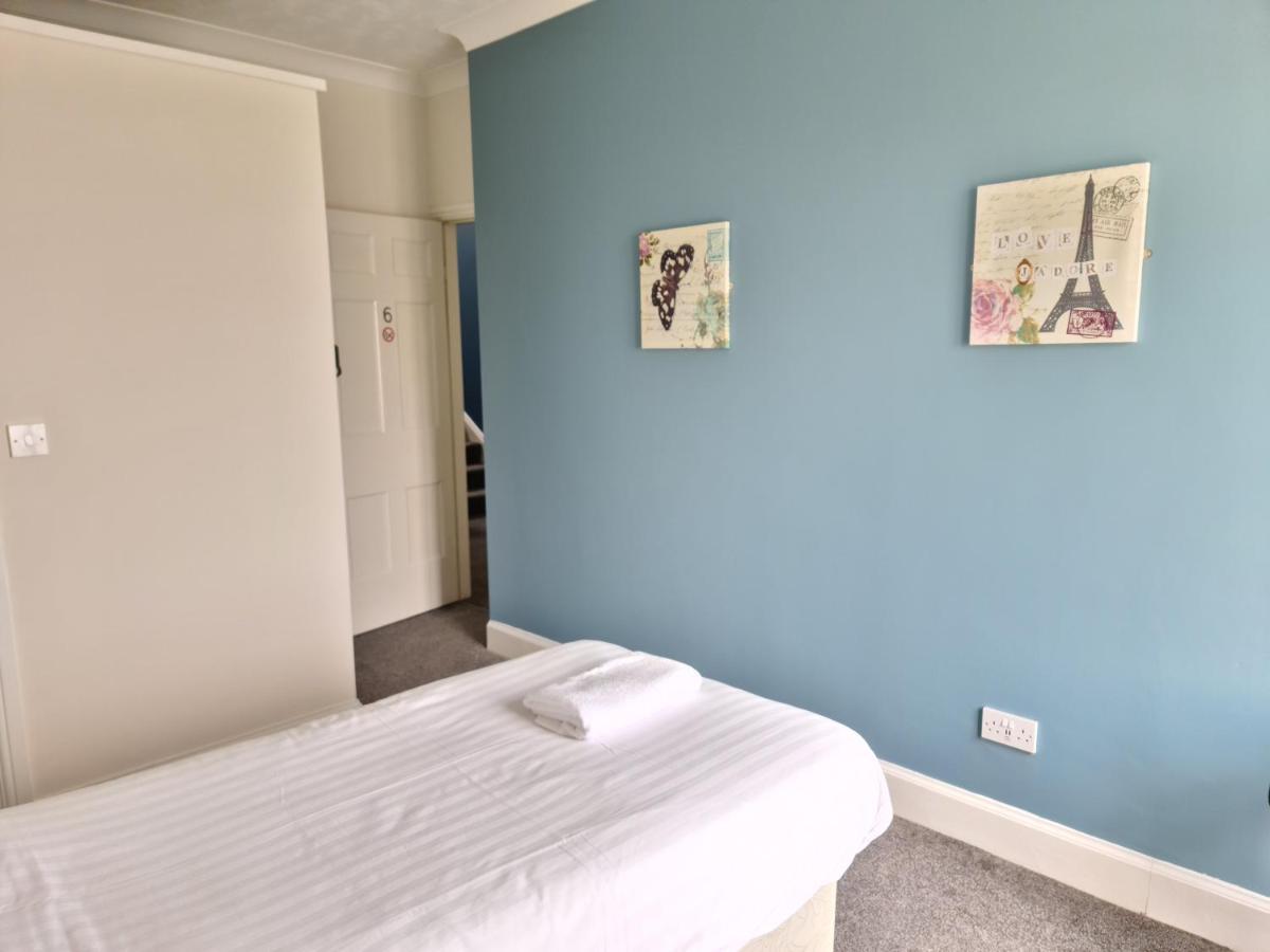 2 The Green, Exceptional Large House, Sea Views Loads Of Bathrooms Seaton Carew Bagian luar foto